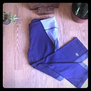 Alo Yoga Colorblock Grey/Purple/Lilac Crops